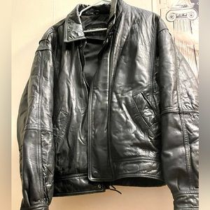 Olimo Oversized Leather Jacket. Unisex.